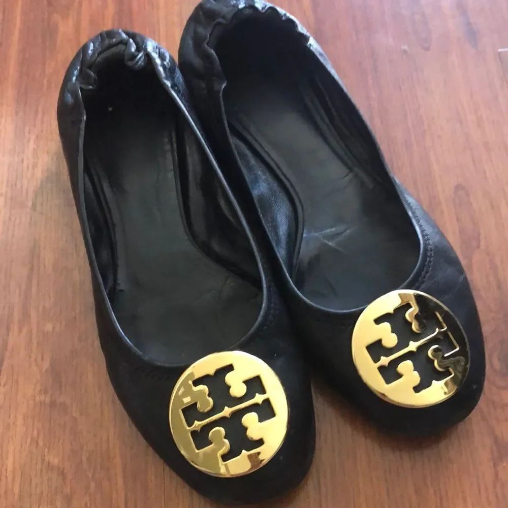 Tory Burch Black and gold ballet flats. Size 7.5